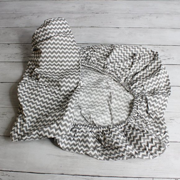 Trend Lab Baby Diaper Changing Pad Cover Gray White Chevron 100% Cotton - Picture 1 of 2